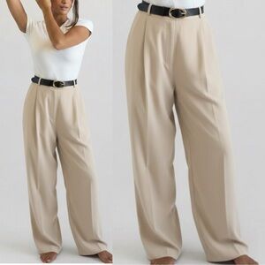 RE ONA Joey Suit Pleated Pant in Sand size Medium Women’s Professional Business